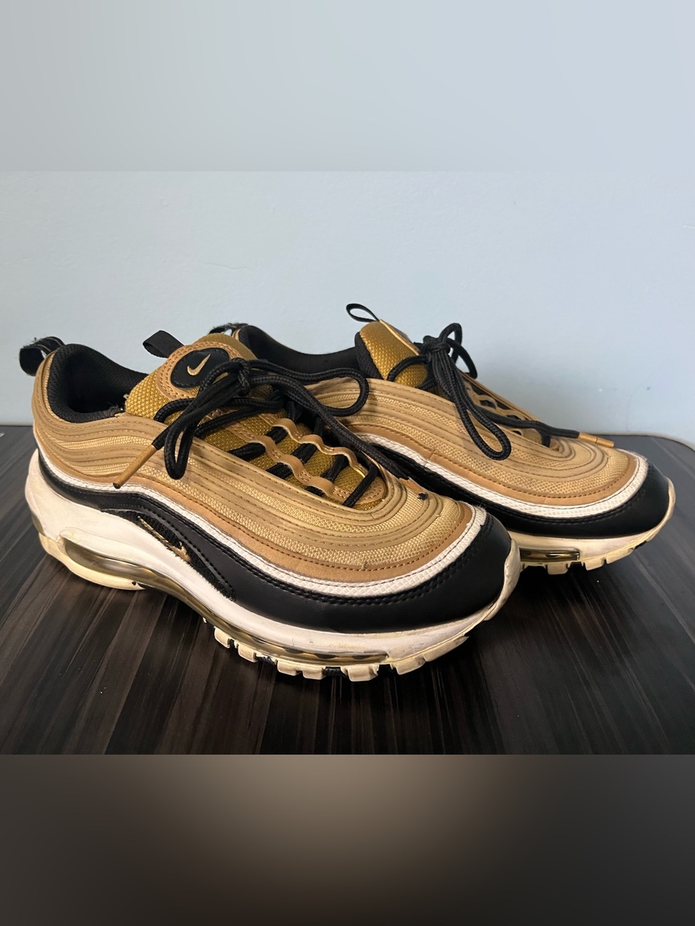 Nike Boys Gold and Black Air Max 97 Running Shoes size 5.5 youth